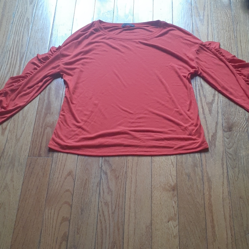 CLOSET clearance - Picture 2 of 4